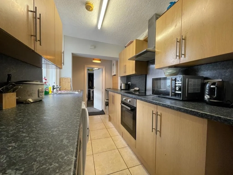 Moor Street, LN1 1PR - 4 Bed - Thumbnail 3